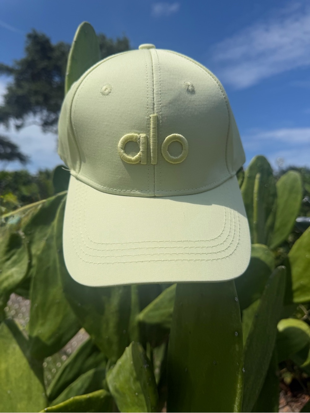 ALO Yoga Yellow/Green Embroidered Logo Baseball Cap - Picture 8 of 13
